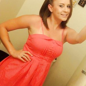 BIG TIT TEEN MAE STRIPS NAKED 290