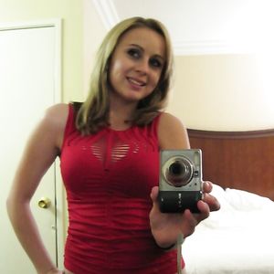 BIG TIT TEEN MAE STRIPS NAKED 290