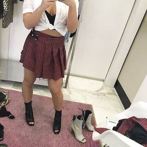 TANNED BIG TIT TEEN SLUT LAUREN 130