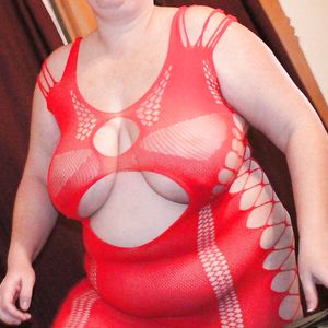 MY BBW in sexy hot red