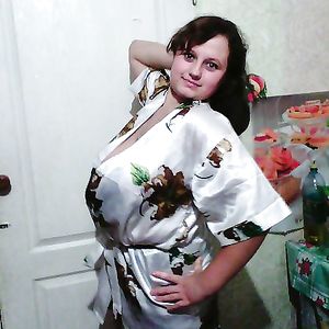 Busty Russian Woman 2250