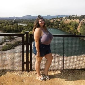 BIG TIT CHUBBY GIRL