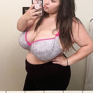 BIG TIT CHUBBY GIRL