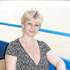 Busty Russian Woman 2253