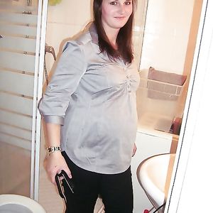 salope pute chienne enceinte