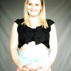 salope pute chienne enceinte