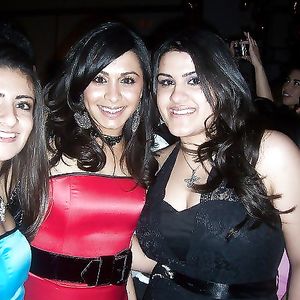 Persian friend Gloria and her big tits