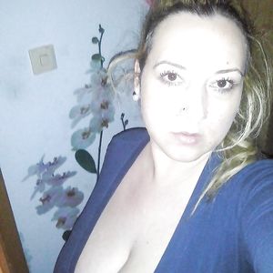 Romanian Huge Tits Amateur 37