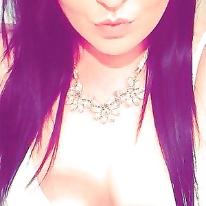 Curvy British Girl With Incredible Boobs