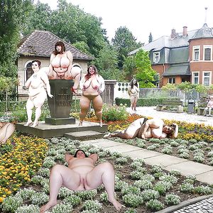 Naked BBWs outdoor