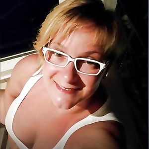 Blonde Serbian Milf (very big natural tits) by Mentulaxxx