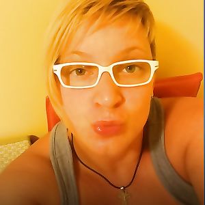 Blonde Serbian Milf (very big natural tits) by Mentulaxxx