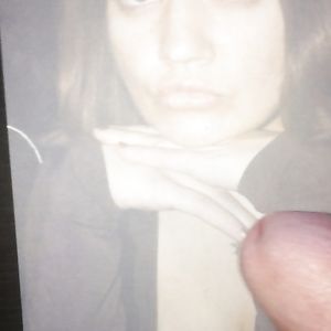 Cum Tribute for Victoria