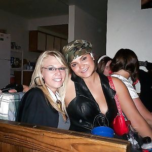 Brooke and her big tits (not Amanda and Brianne's sister)