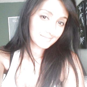 UK paki slut plz comment