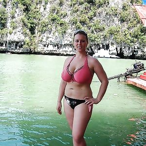 Busty Russian Woman 2255