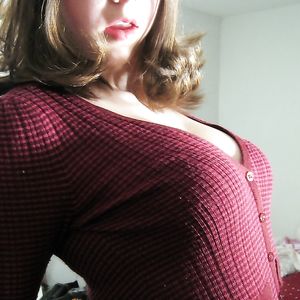 Hot Teen Babe exposed her big ass n tits