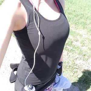 Tight slut big tits booty