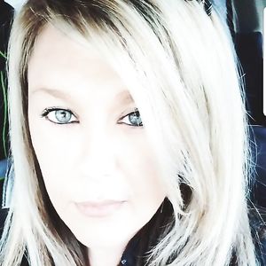 Big titted bisexual milf loves to suck cock