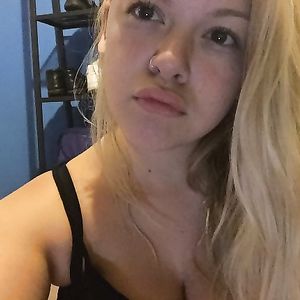 very big titted non-nude teen