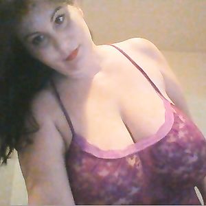 Horny BBW with all natural 44Q big clapping tits