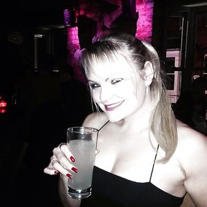 sluts for comments 6 - big boobs