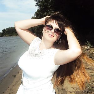 Busty Russian Woman 2373 - big boobs