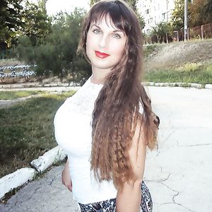 Busty Russian Woman 2373 - big boobs