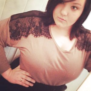 Amazing huge boobs - non-porn