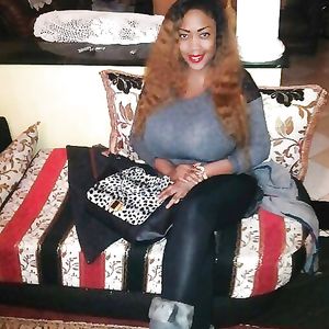 black big  boobs - amateur