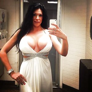 Bimbo Invasion 29 - babe