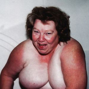 Geiles, altes Fickfleisch mit massig Erfahrung - big boobs