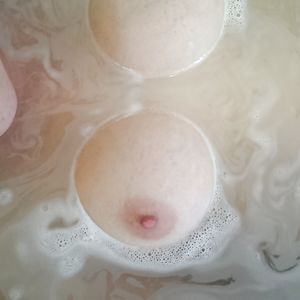 Bath boobies!! - amateur