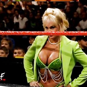 Wanking over Debra Marshall - celebrity