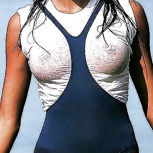 Wanking over Elle Macpherson - babe