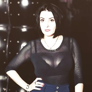 Busty Russian Woman 2381 - babe