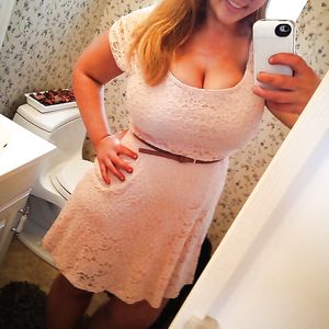 Hot Chicks - big boobs