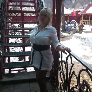 Busty Russian Woman 2384 - big boobs