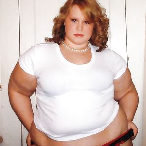 Big Belly BBW Bombshell: Foxy Roxxie - bbw