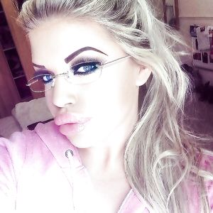 Girls going to extremes to look fuckable - babe