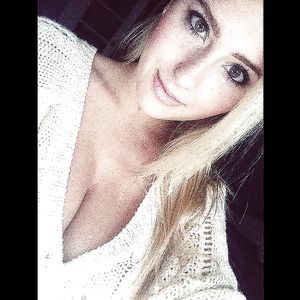 Sexy Blonde Amateur - amateur