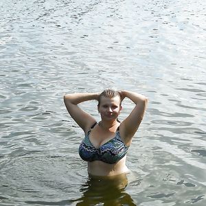 Busty Russian Woman 2398 - big boobs