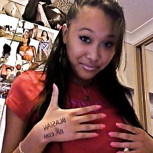 Maria - black and ebony