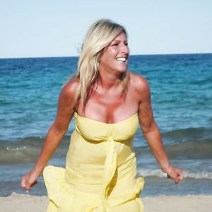 mature sexy facebook pascale - big boobs