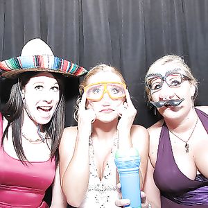 Webtastic Special: The fun, the giant and the other - Vol.54 - big boobs