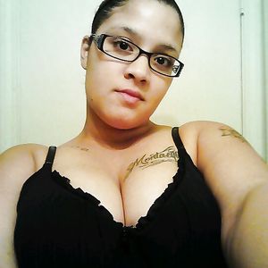 ALABAMA CHICK I USED TO MESS AROUND WITH!!! - public nudity