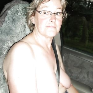 Big titted matures and cars