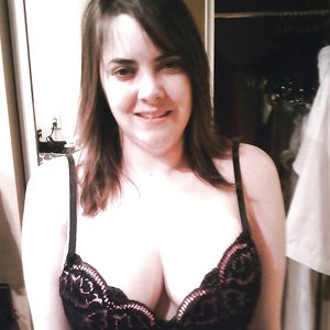 another milf i want to fuck hard and cum all over