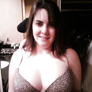 another milf i want to fuck hard and cum all over