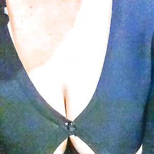Cleavage, lots of cleavage
